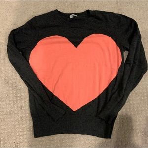 Halogen heart sweater. Gray with heart
